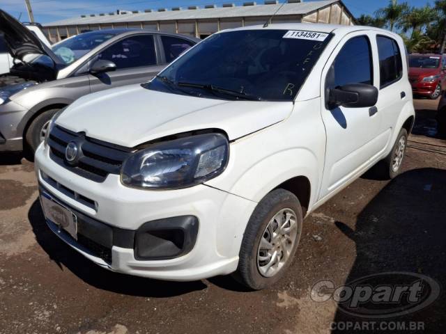 2021 FIAT UNO 
