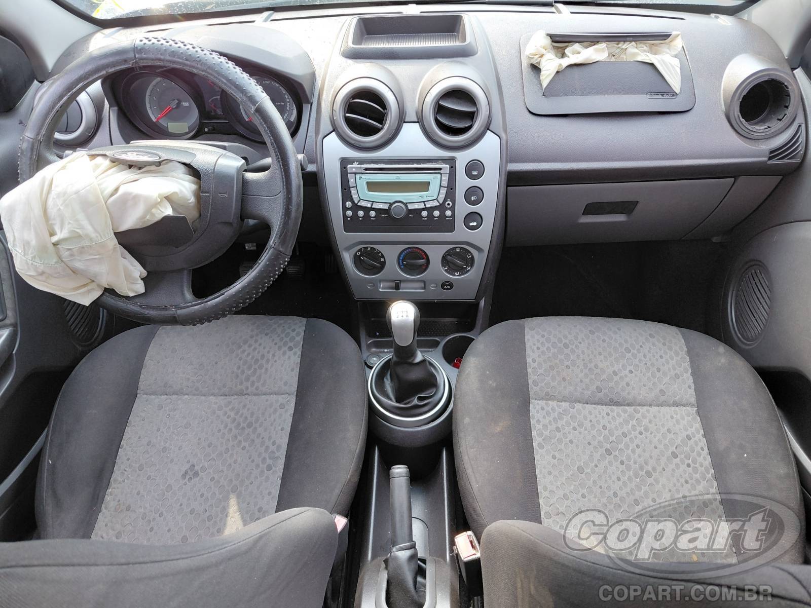 Foto 9 de 11: 2014 FORD FIESTA