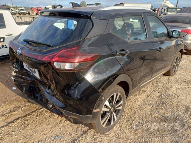 2022 NISSAN KICKS 