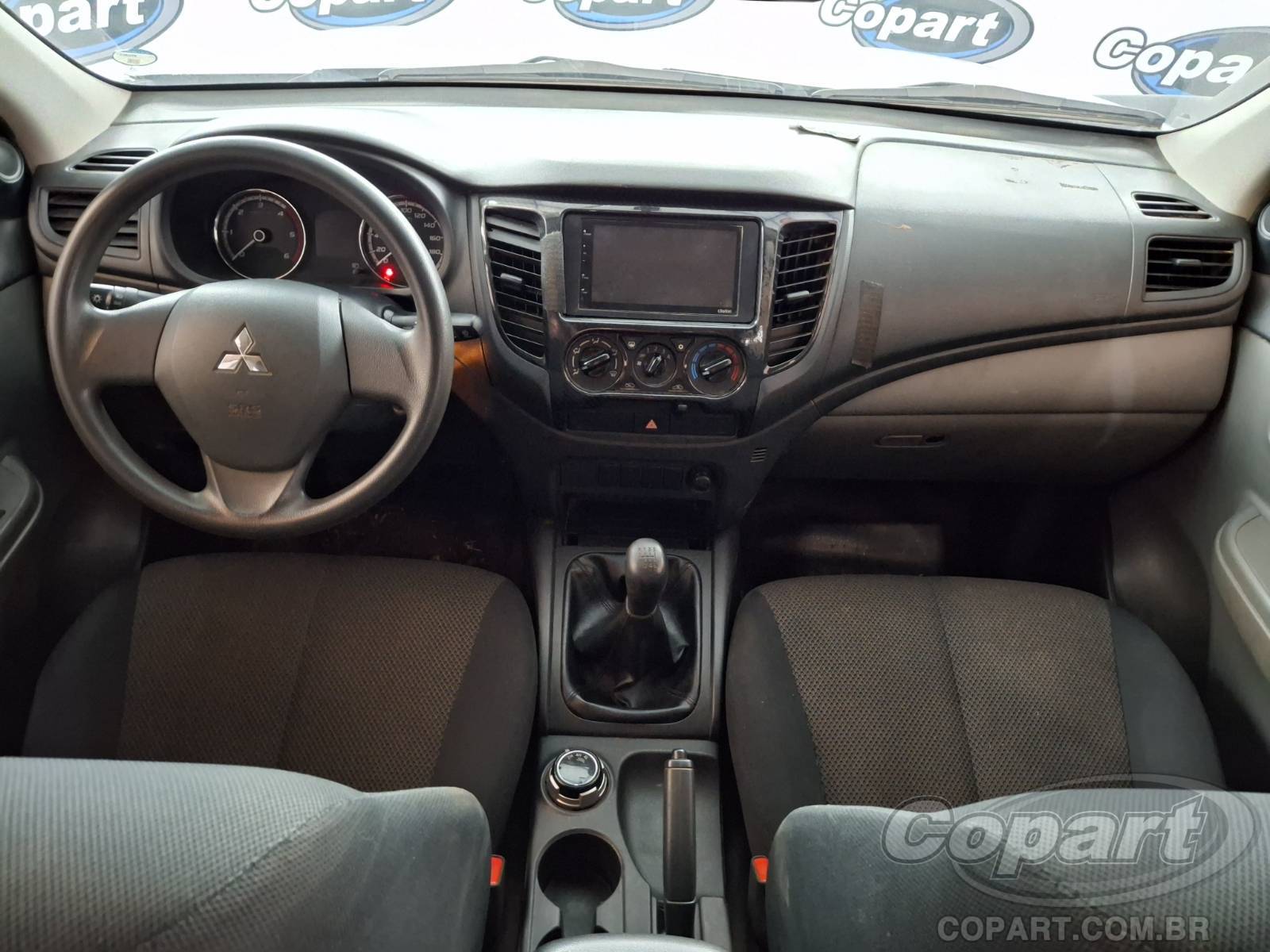 Foto 9 de 11: 2024 MITSUBISHI L200 TRITON