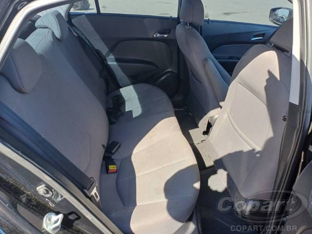 2015 HYUNDAI HB20S 