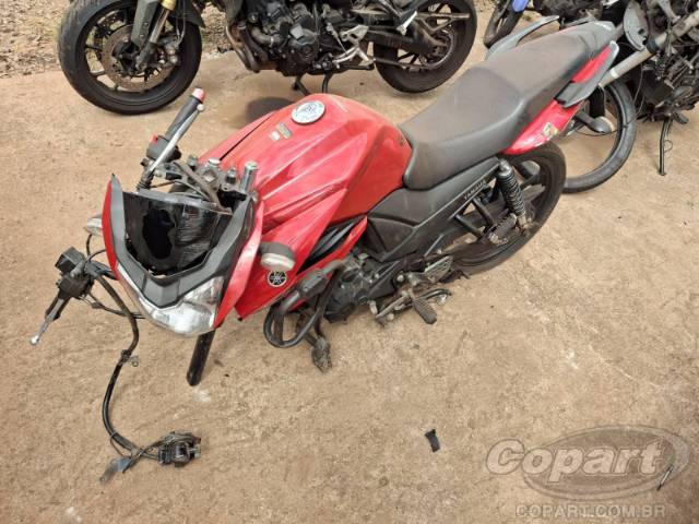 2025 YAMAHA FAZER 