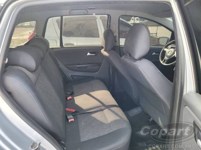 2013 VOLKSWAGEN SPACEFOX 
