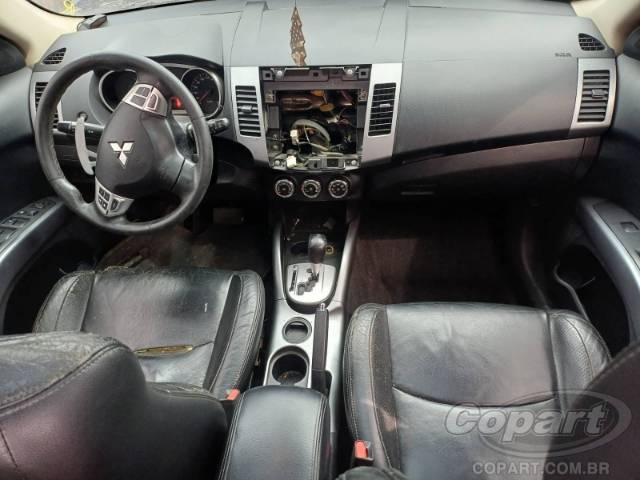 2013 MITSUBISHI OUTLANDER 