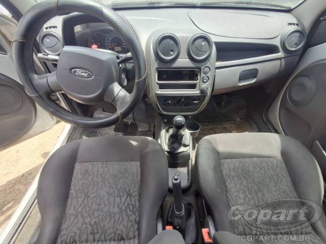 2009 FORD KA 