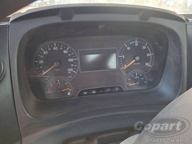 2013 MERCEDES BENZ AXOR 
