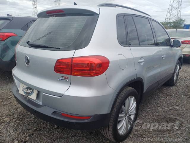 2017 VOLKSWAGEN TIGUAN 