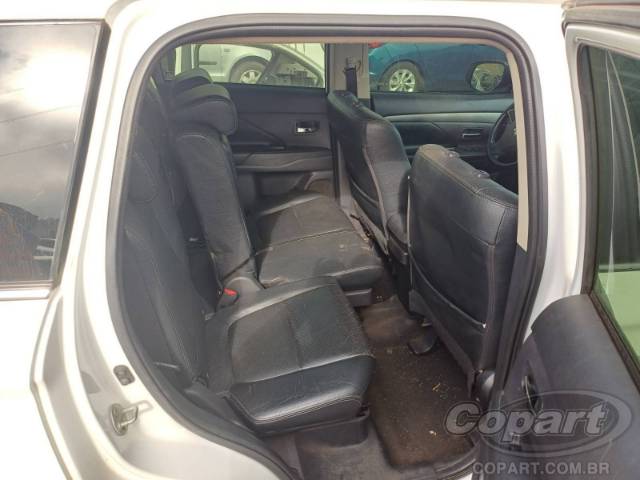 2014 MITSUBISHI OUTLANDER 