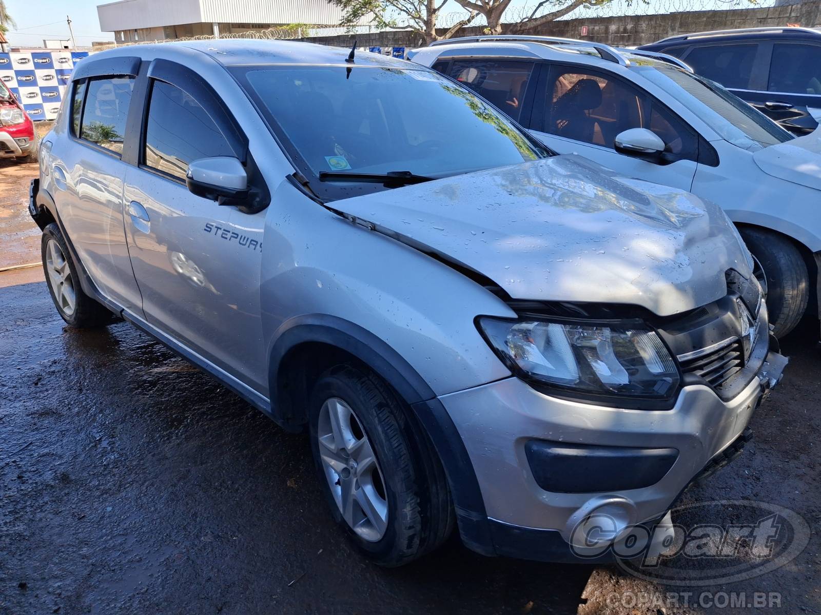 2016 RENAULT SANDERO