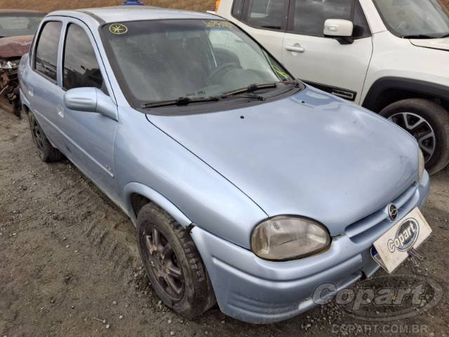 1997 CHEVROLET CORSA SEDAN 