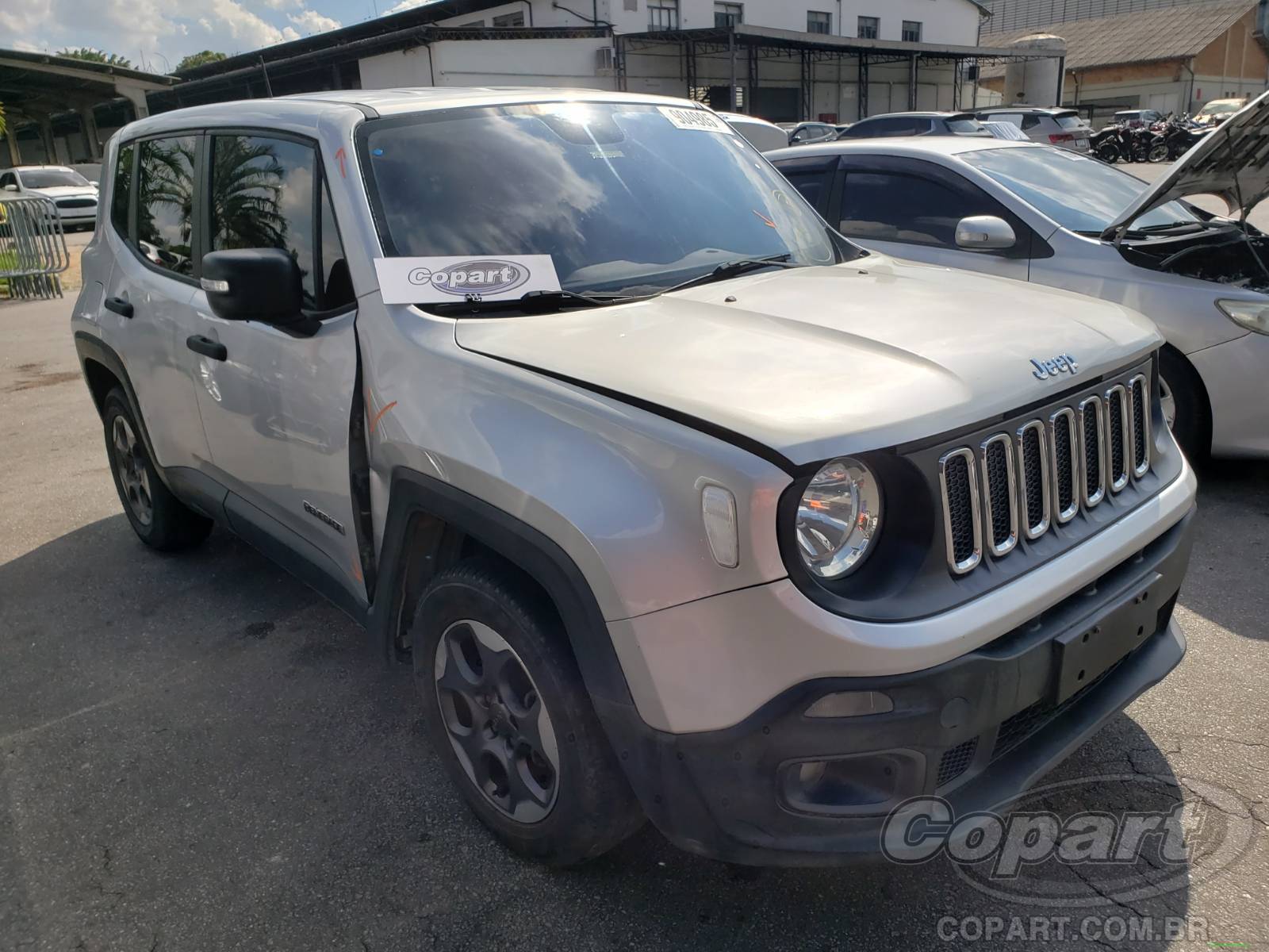 Veículo Jeep Renegade Jeep Renegade Sport 1.8 16V E.Torq 2016 Pequena Monta 2016 em leilão