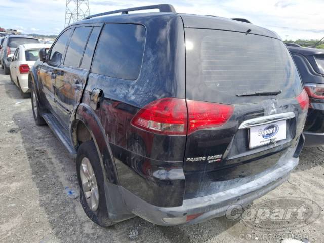 2015 MITSUBISHI PAJERO DAKAR 