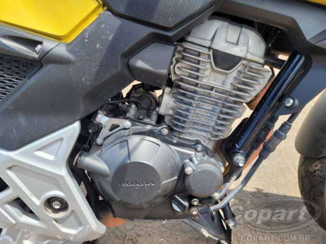 2023 HONDA CB 300F 
