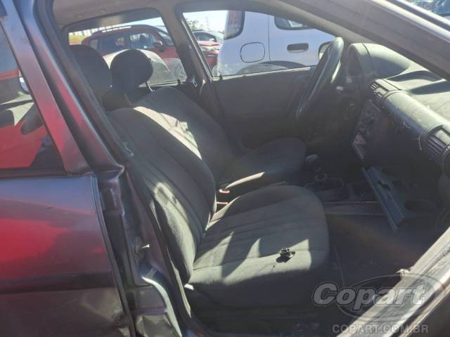 2000 CHEVROLET CORSA 