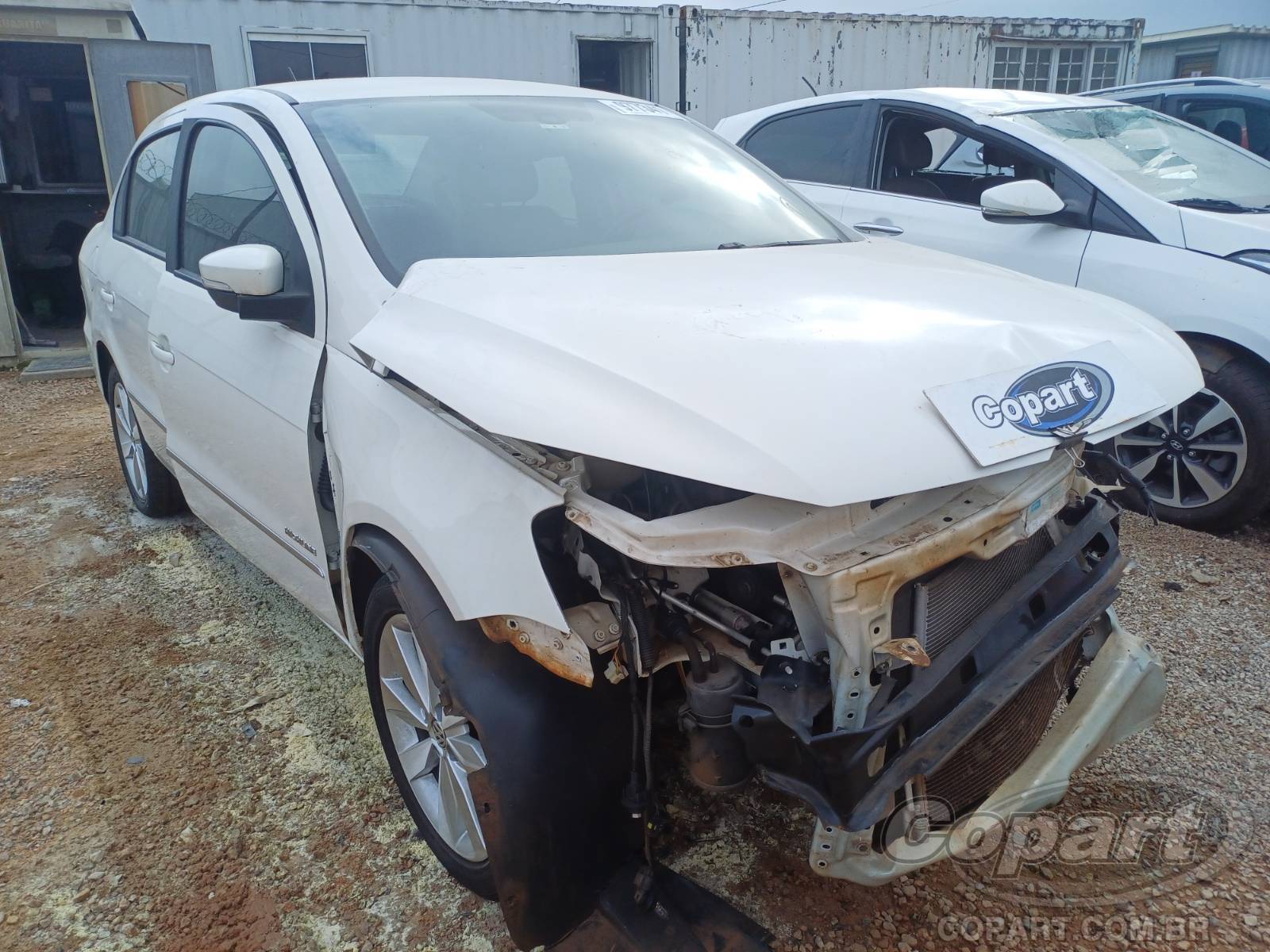 Volkswagen Voyage Highline 1.6 MSI 2017 Colisão Média Monta