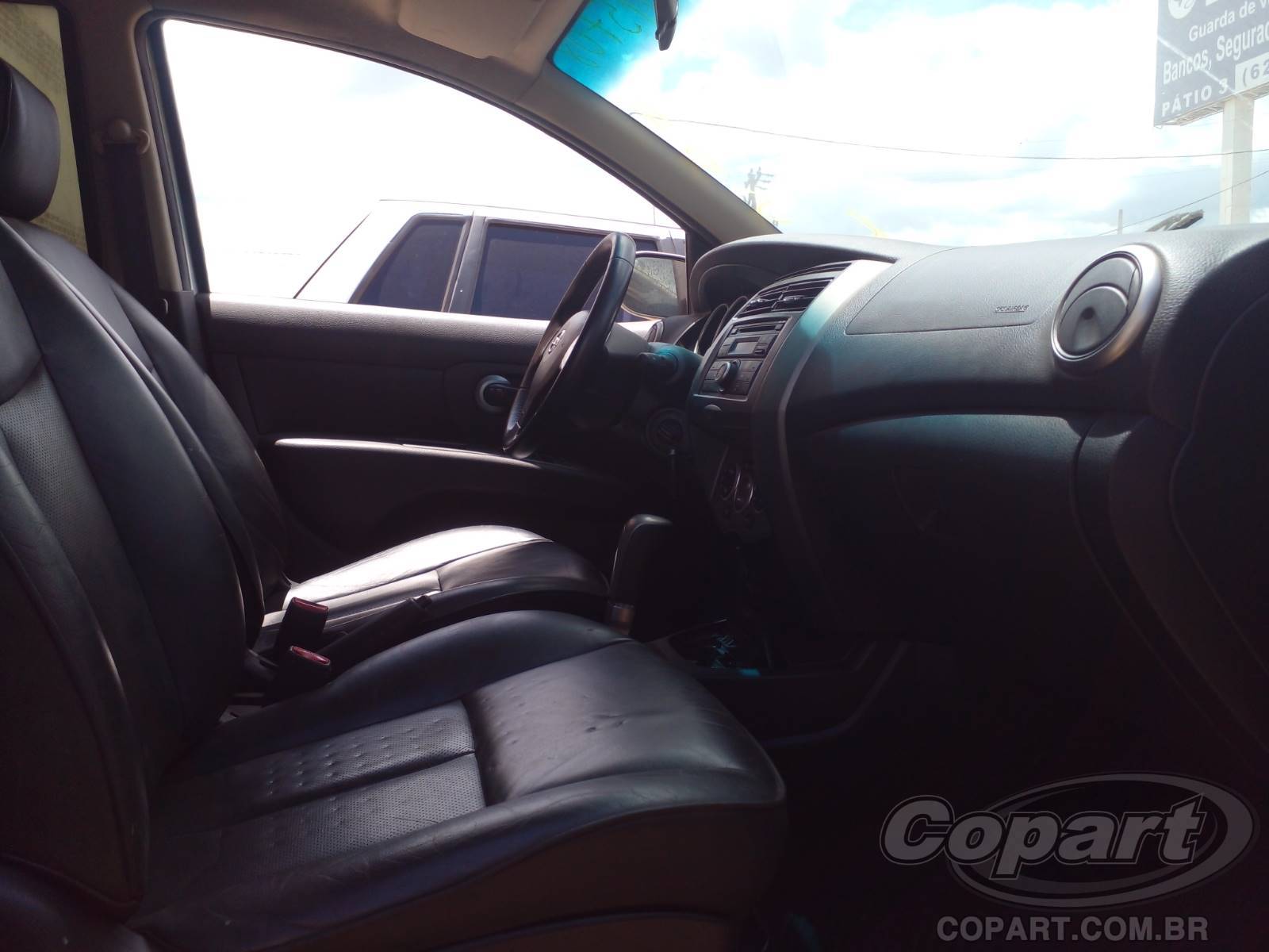 Foto 5: 2014 NISSAN GRAND LIVINA