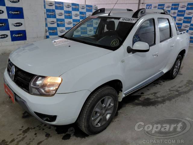2022 RENAULT DUSTER OROCH 
