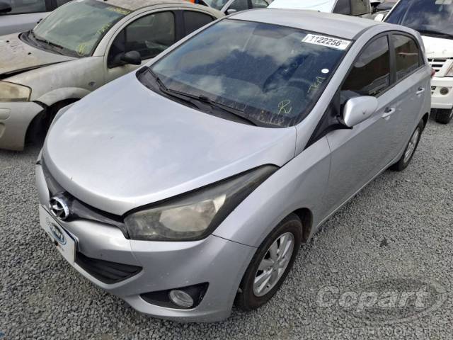 2015 HYUNDAI HB20 