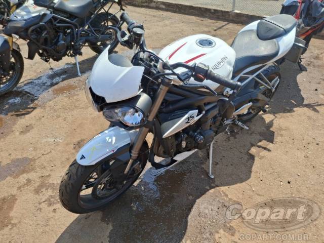 2020 TRIUMPH STREET TRIPLE 
