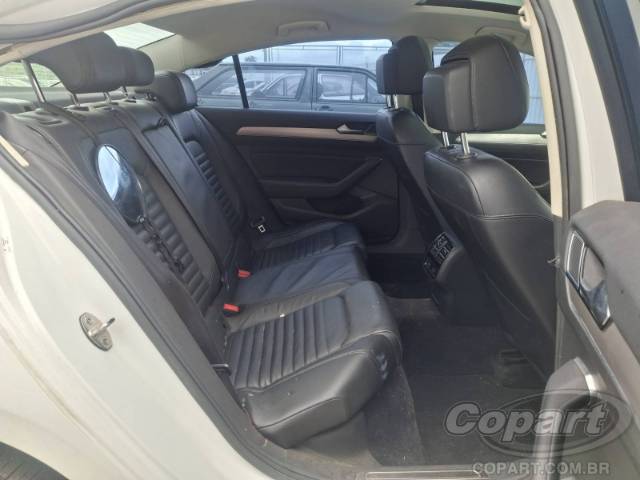 2018 VOLKSWAGEN PASSAT 