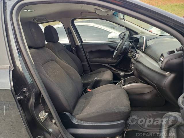 2019 FIAT CRONOS 