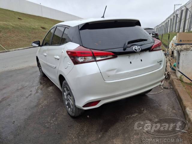 2023 TOYOTA YARIS 