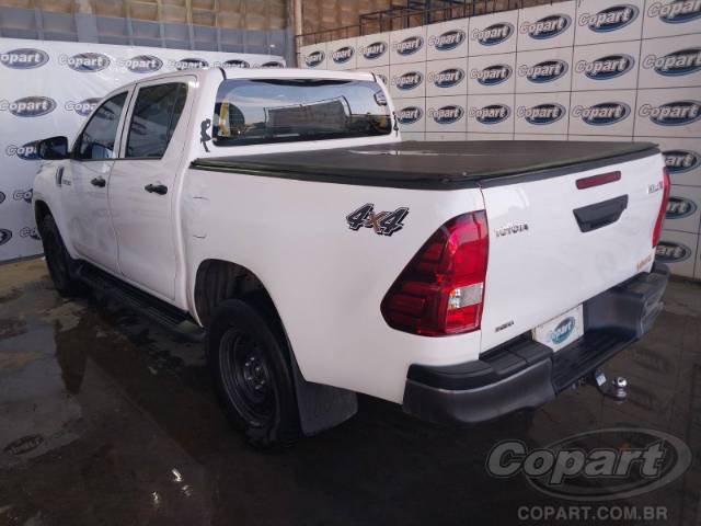 2022 TOYOTA HILUX CD 
