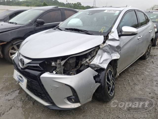 2023 TOYOTA YARIS SEDA 