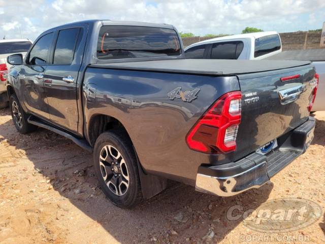 2024 TOYOTA HILUX CD 