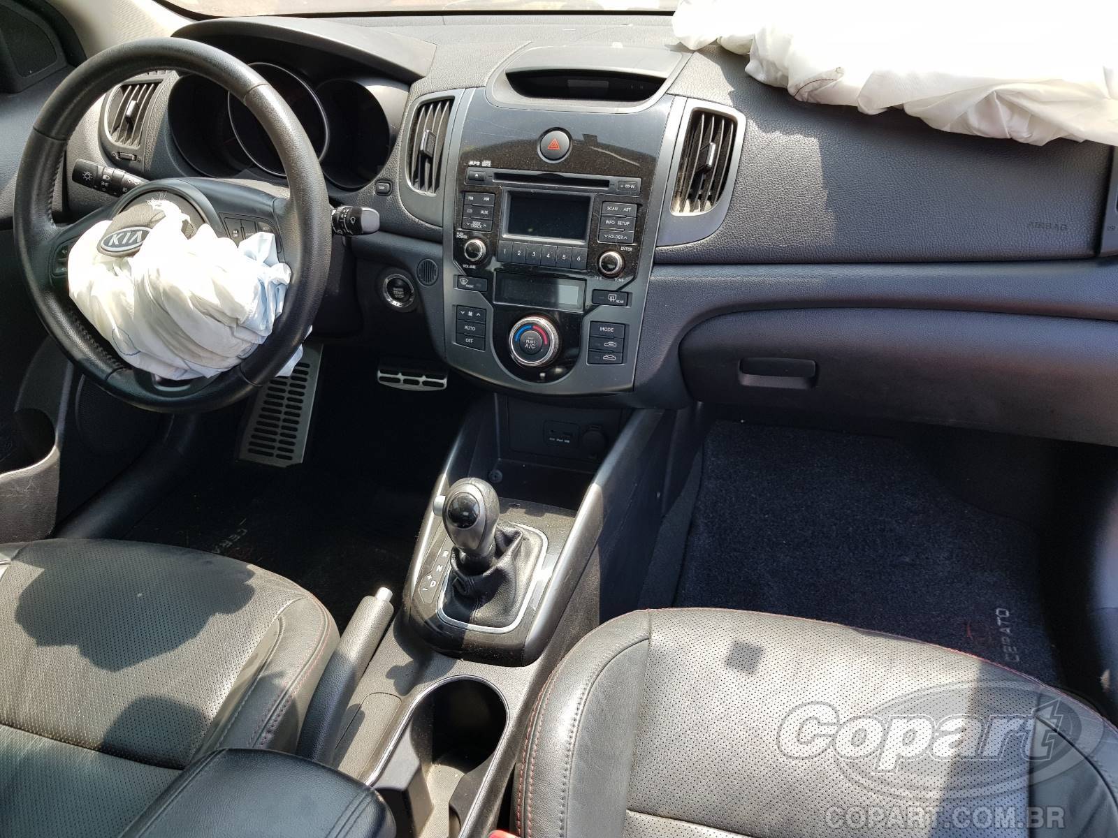 Foto 9 de 10: 2012 KIA CERATO KOUP