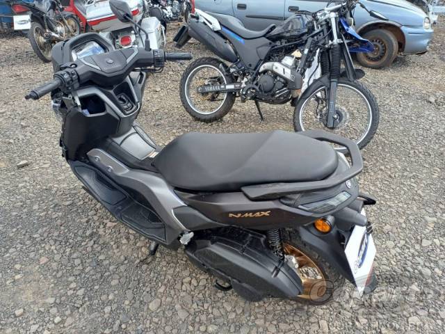 2025 YAMAHA NMAX 