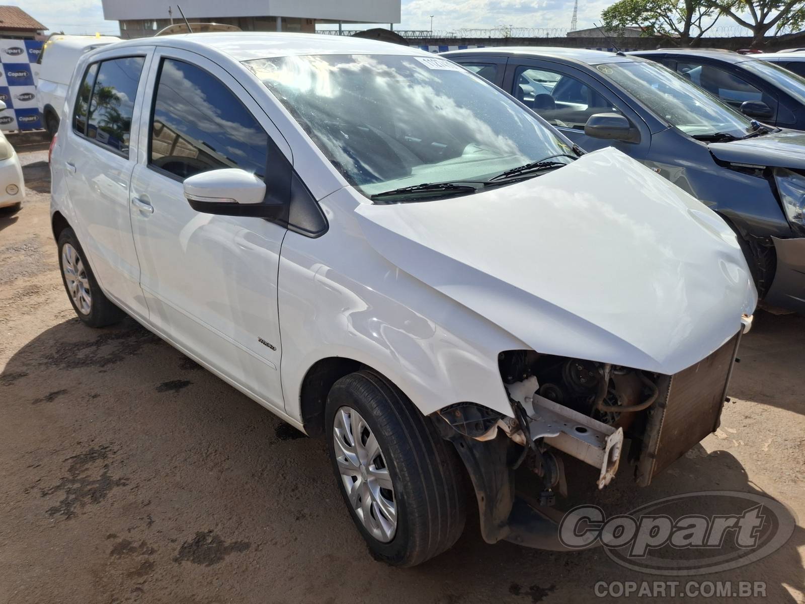 Volkswagen FOX 2012 em leilão