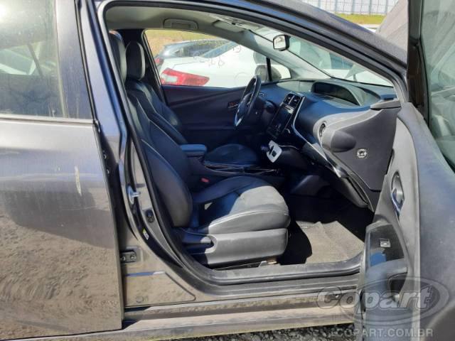 2018 TOYOTA PRIUS 