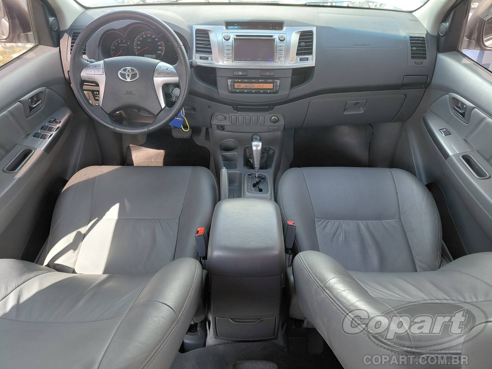 Foto 9 de 11: 2014 TOYOTA HILUX CD