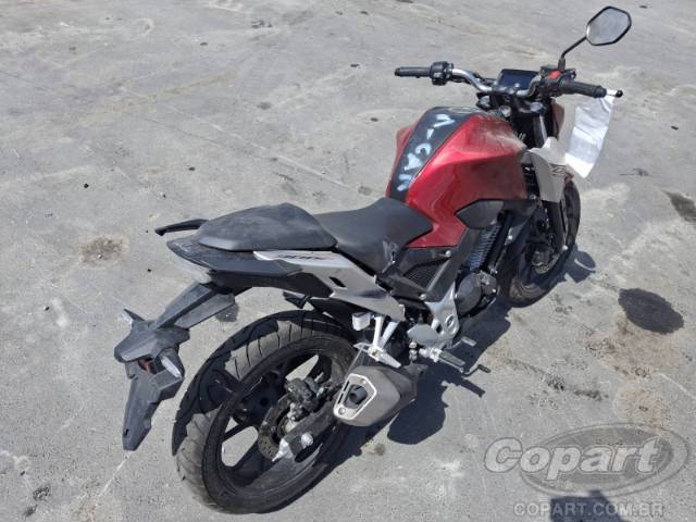2026 HONDA CB 300F 