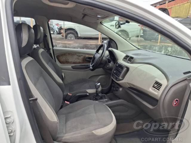 2015 CHEVROLET SPIN 