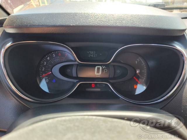 2021 RENAULT CAPTUR 