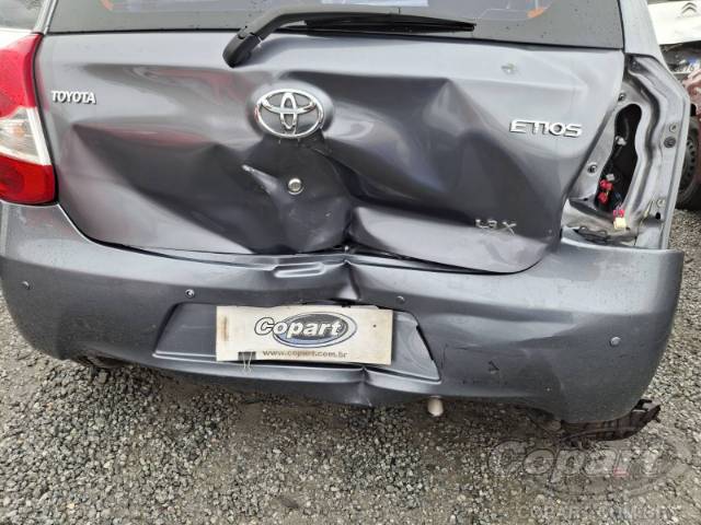 2015 TOYOTA ETIOS 