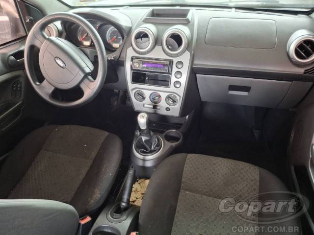 2013 FORD FIESTA 