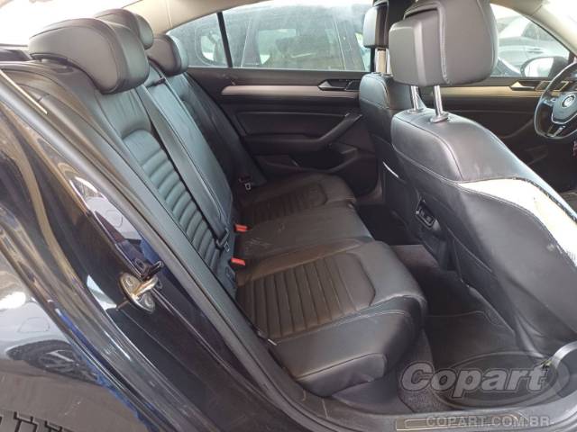 2018 VOLKSWAGEN PASSAT 