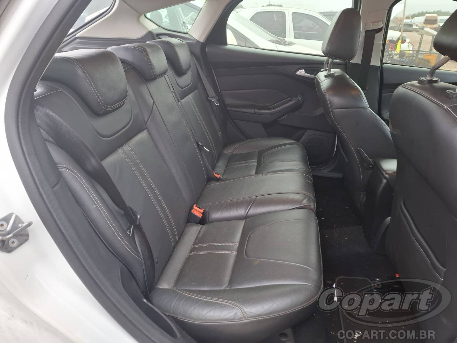 Foto 6 de 10: 2015 FORD FOCUS