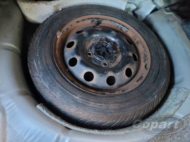 2011 FORD FIESTA SEDAN 