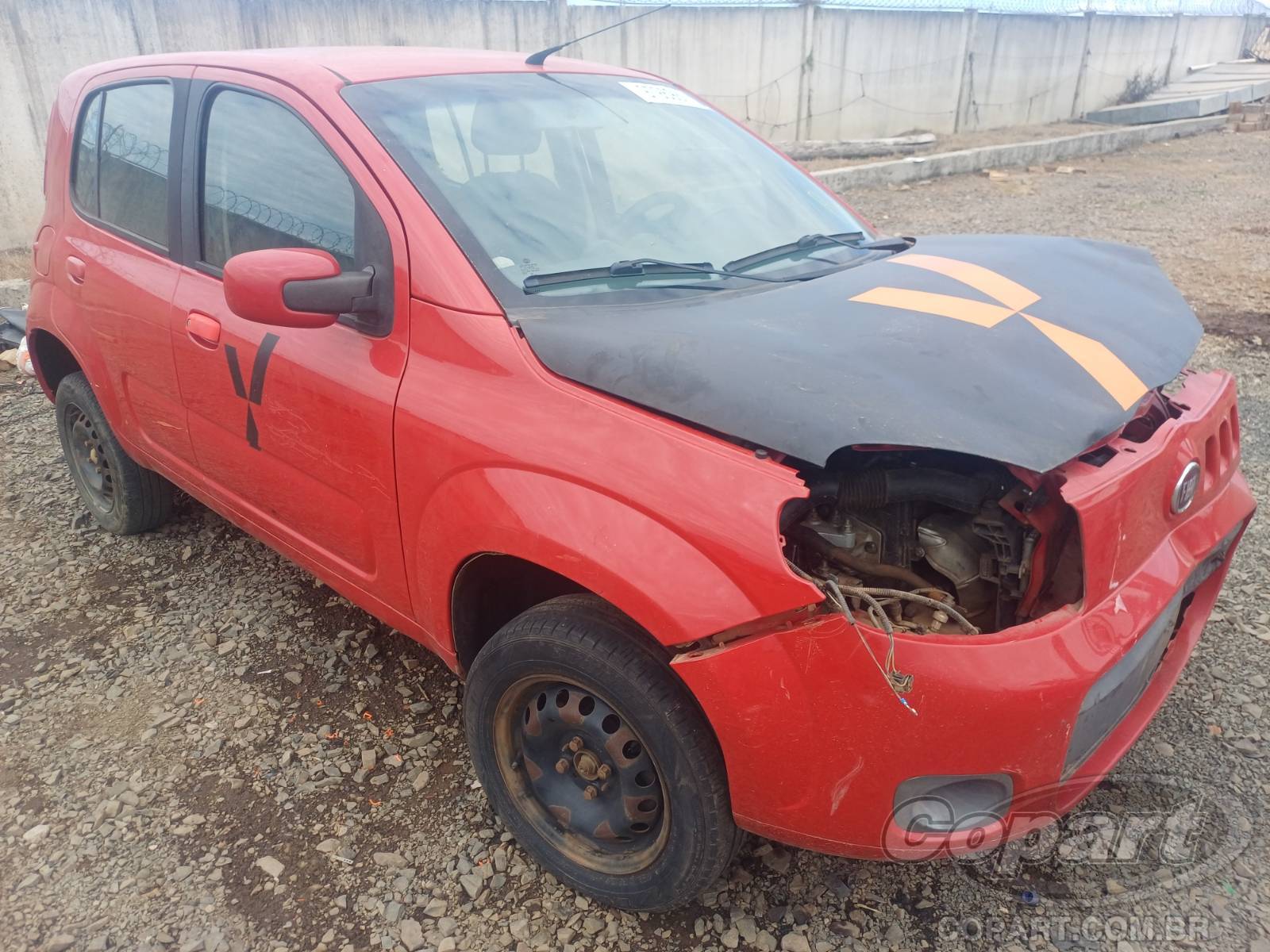 Fiat Uno Vivace 1.0 Evo 2015 Colisão Média Monta