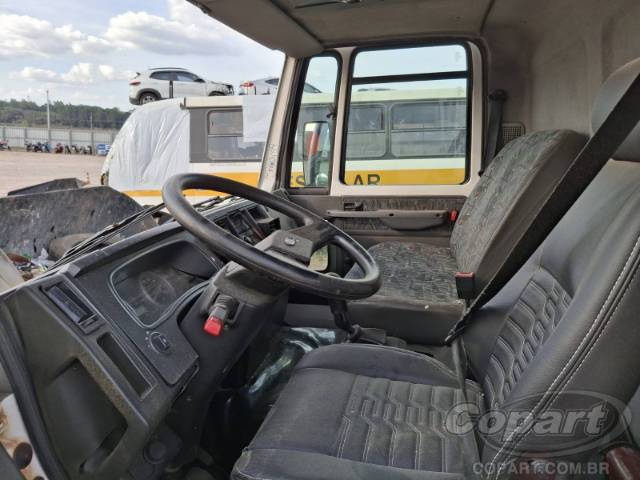 2013 FORD CARGO 816 