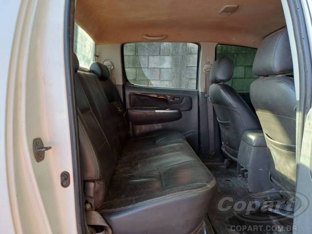 2015 TOYOTA HILUX CD 