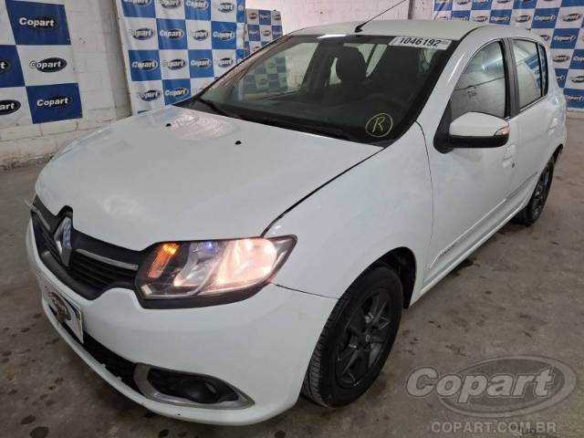 2015 RENAULT SANDERO 