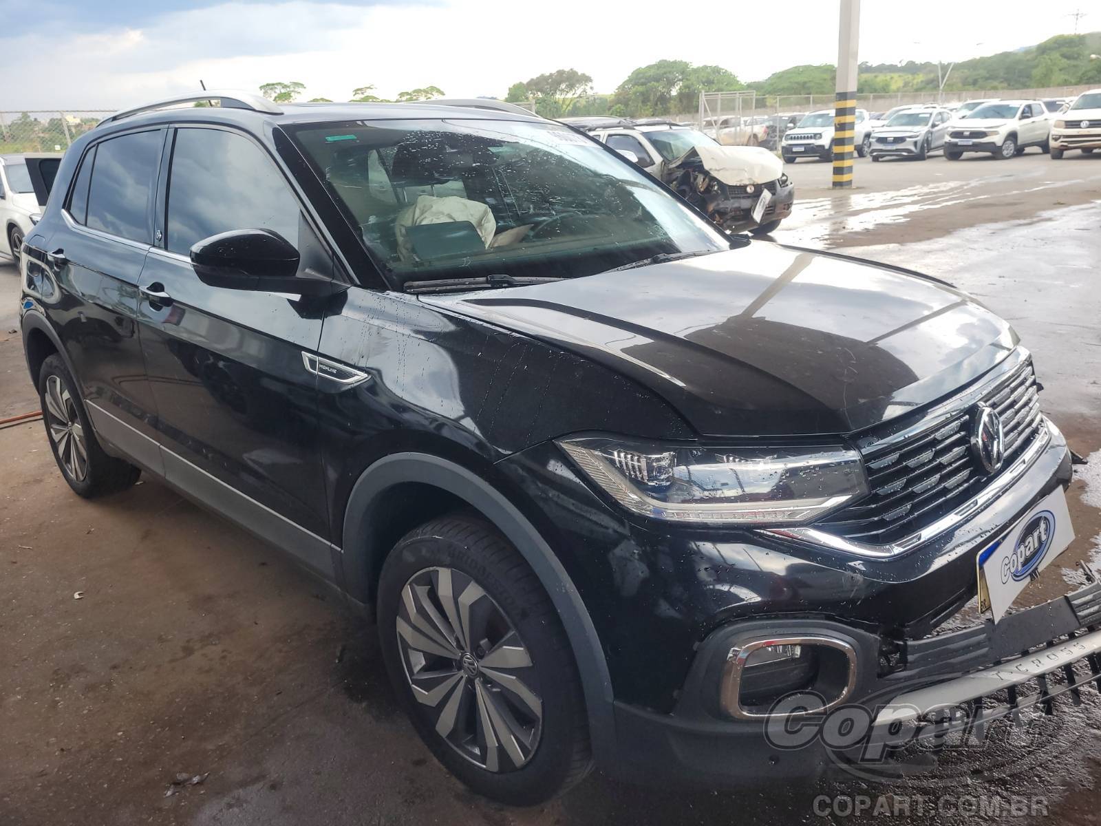 Volkswagen T-Cross Highline 1.4 16V TSI Turbo 2020 Colisão Média Monta