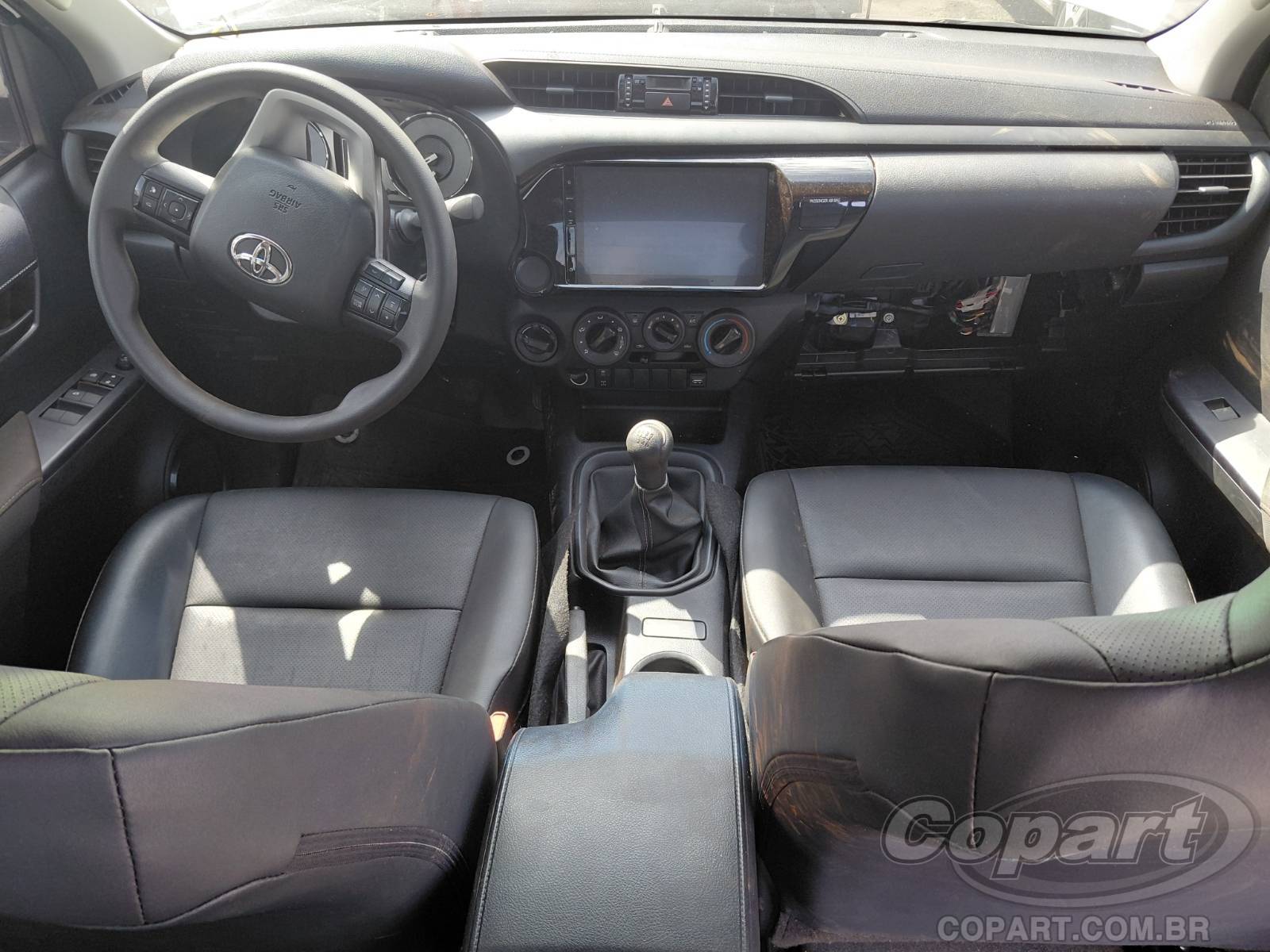 2025 TOYOTA HILUX CD — foto 9 de 11