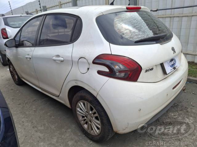 2017 PEUGEOT 208 
