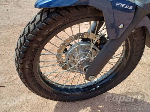 2025 KAWASAKI VERSYS-X 